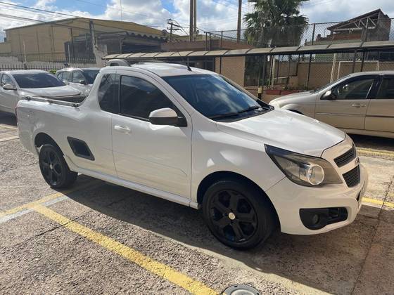 CHEVROLET MONTANA 1.4 MPFI SPORT CS 8V FLEX 2P MANUAL